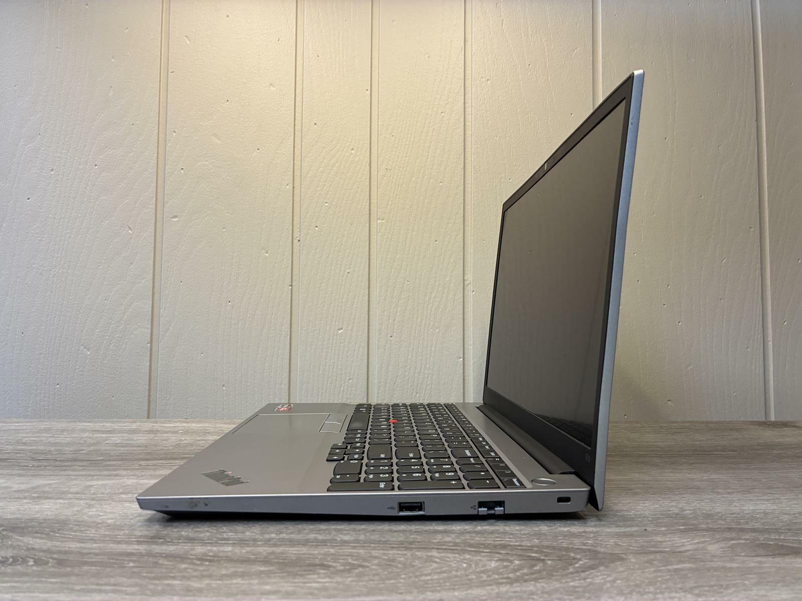 LENOVO ThinkPad E15 G4 AMD Ryzen 7 5825U NO HDD 8GB RAM NO OS