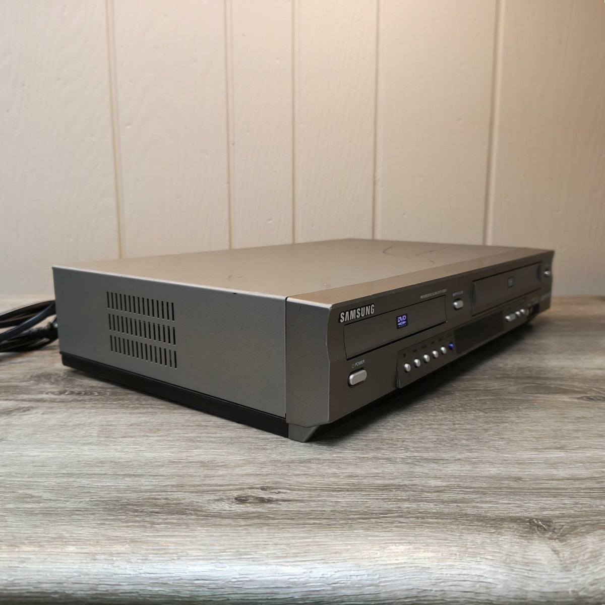 SAMSUNG DVD-V3650 DVD/VHS COMBO | USED GOOD