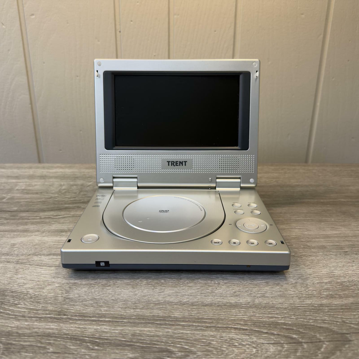 TRENT PD-3040 PORTABLE DVD PLAYER | USED GOOD