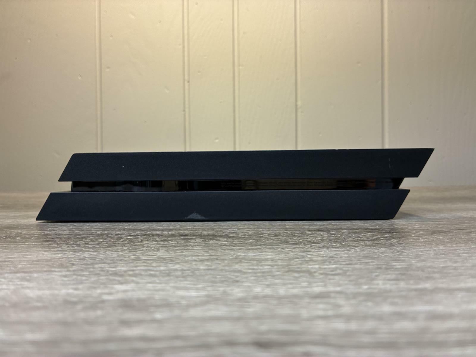 SONY PLAYSTATION 4 500GB BLACK