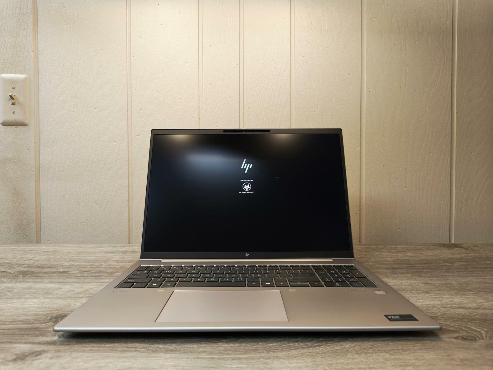 HP ZBook Firefly 16 G11 Intel(R) Core(TM) Ultra 5 135U NO HDD 16GB RAM NO OS