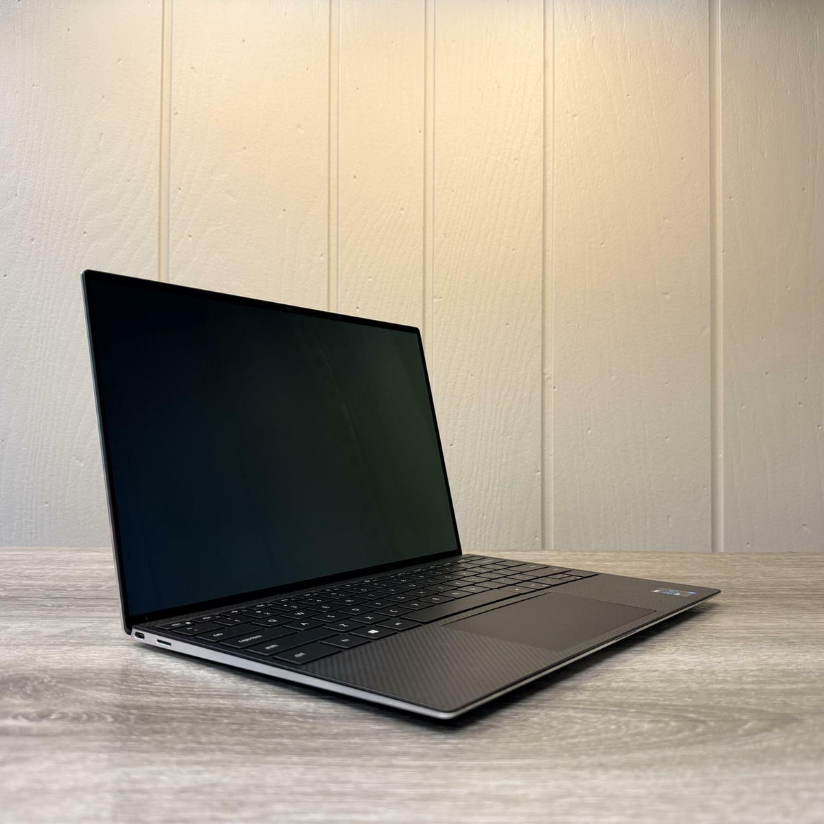DELL XPS 13 9310 | Intel(R) Core(TM) i7-1185G7 @ 3.00GHz 16GB RAM NO HDD NO OS | USED GOOD | 60-70% Battery