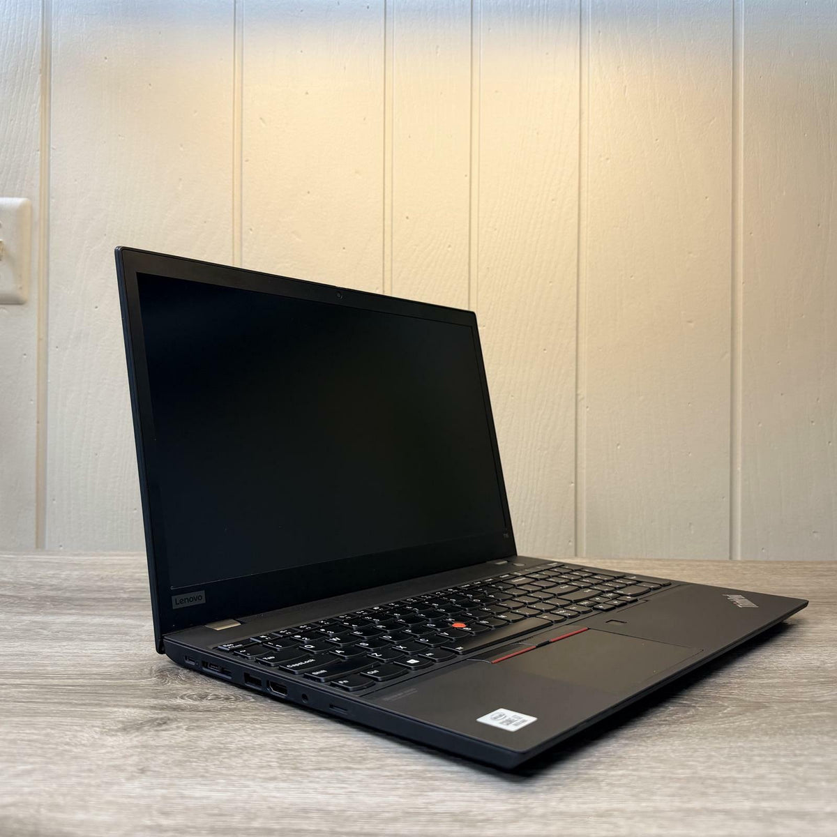LENOVO THINKPAD T15 GEN 1 | Intel(R) Core(TM) i7-10510U @ 1.80GHz 16GB RAM NO HDD NO OS | USED GOOD