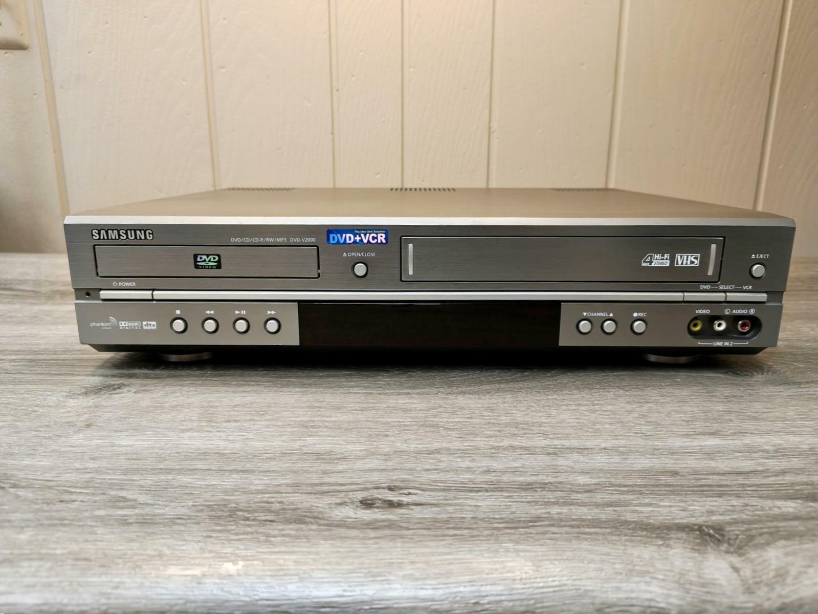 SAMSUNG DVD-V2000 COMBO PLAYER | USED GOOD