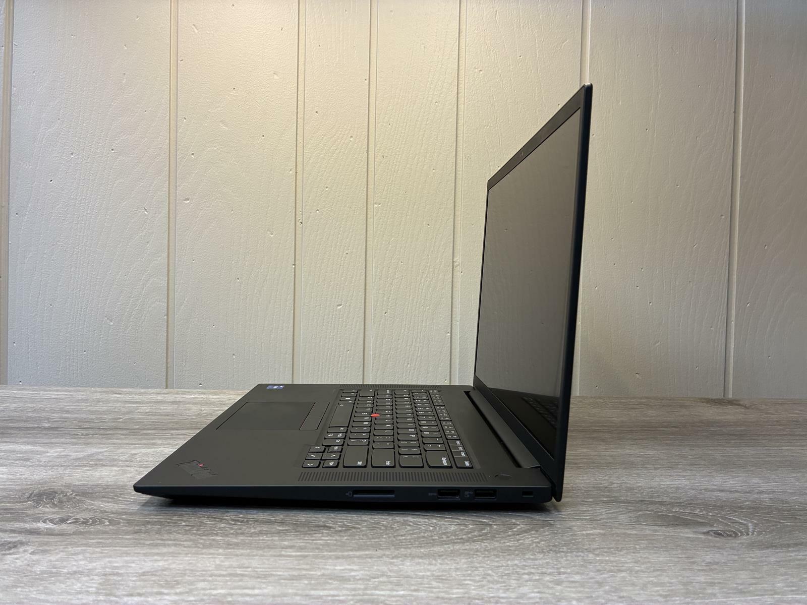 LENOVO ThinkPad P1 Gen 4i Intel(R) Core(TM) i7-11800H@2.30GHz NO HDD 16GB RAM NO OS