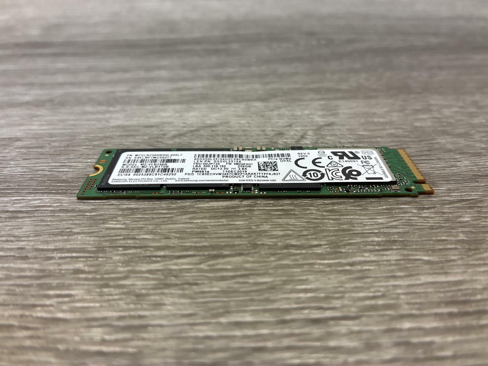 SAMSUNG SAMSUNG MZVLB256HAHQ-000L7 USED NVME 256GB SSD NVME