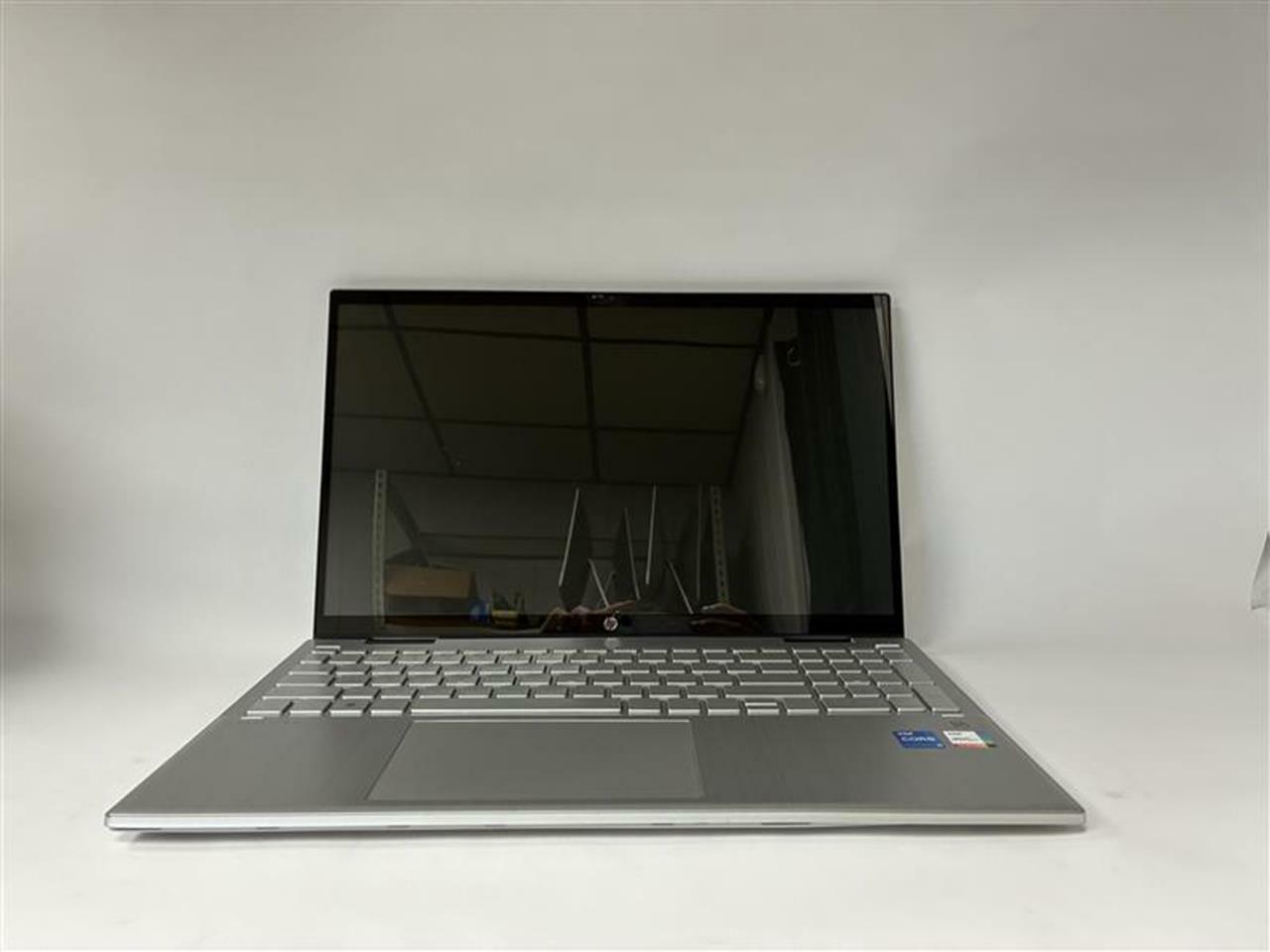 HP 15.5 in Pavilion x360 15-er1xxx Intel(R) Core(TM) i5-1235U 256 GB 8 GB NO OS