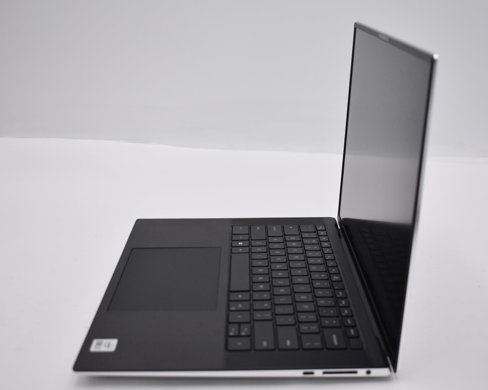 DELL 15" XPS 15 9500 Intel(R) Core(TM) i7-10750H CPU @ 2.60GHz 256 GB 16GB NO OS