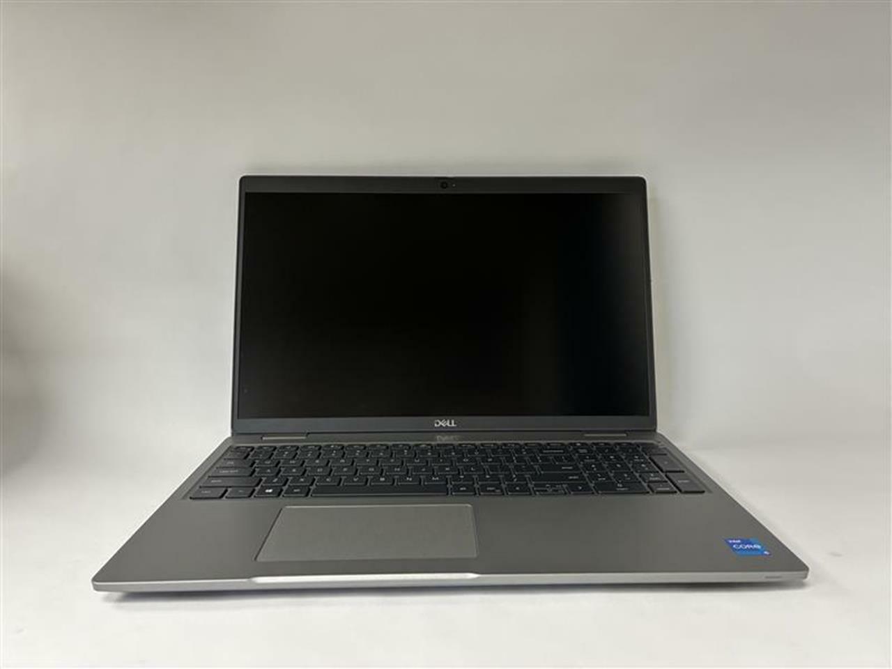 DELL Latitude 5520 Core(TM) i5-1135G7@2.40GHz 0B 8GB  NO OS NO BATTERY