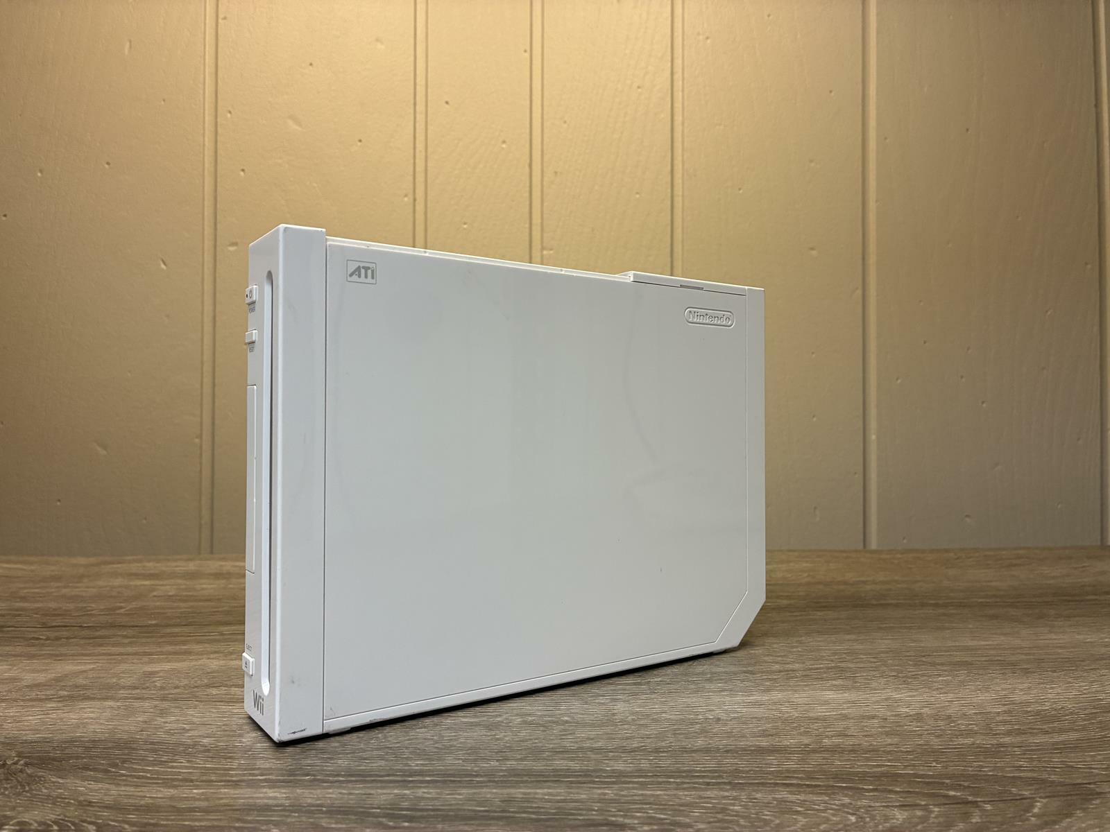 NINTENDO WII RVL-001 WHITE