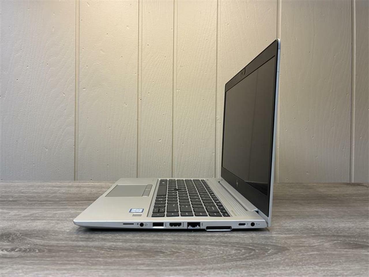 HP ELITEBOOK 840 G6 Intel(R) Core(TM) i5-8365U CPU@1.60GHz 256GB SSD 16GB NO OS