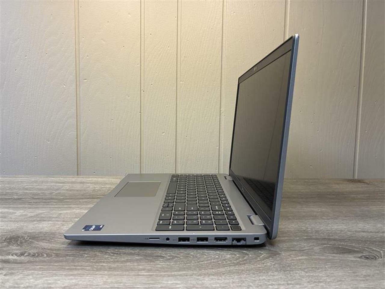 DELL Latitude 5540 Intel(R) Core(TM) i5-1345U NO HDD 16GB RAM NO OS