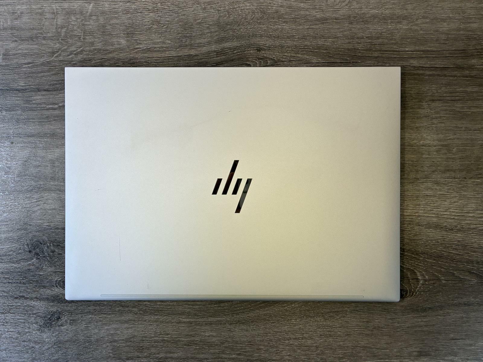 HP EliteBook 860 16 inch G9 Intel(R) Core(TM) i5-1245U NO HDD 8GB RAM NO OS
