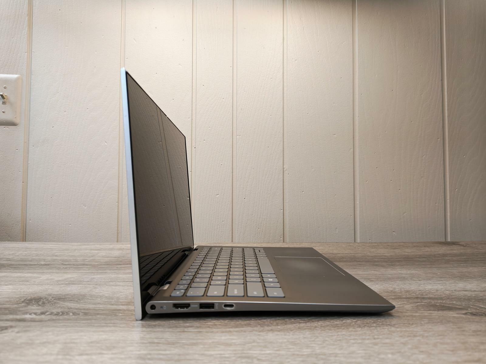 DELL Inspiron 14 5410 Intel(R) Core(TM) i5-1135G7@2.40GHz NO HDD 8GB RAM NO OS